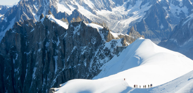 Ascension_Mont_Blanc_alpinistes_medicaments