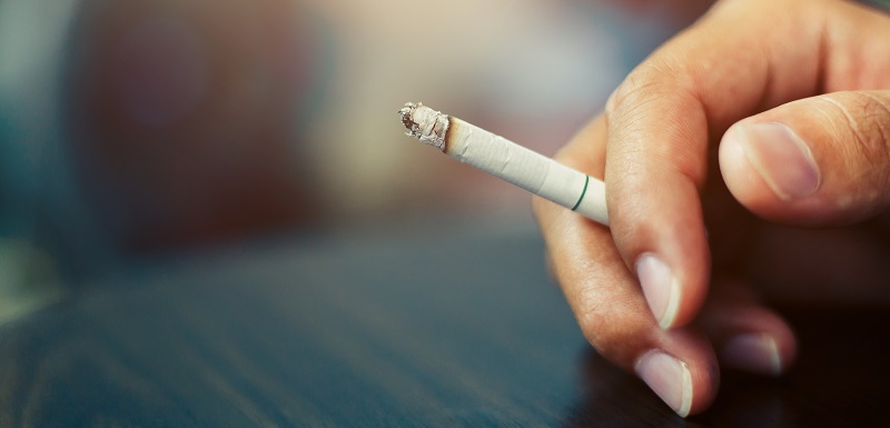 Contrôler l’addiction à la nicotine grâce à lumière