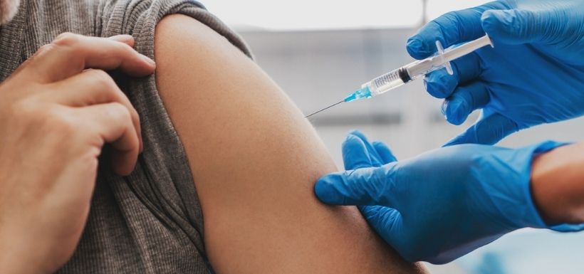 volontaire pour être exposé au coronavirus et se faire vacciner