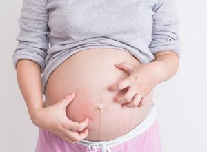 Photo de femme enceinte ayant une cholestase gravidique.